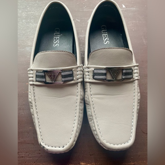 GUESS mens grey Askers Loafer, size 9.5 - Picture 2 of 9